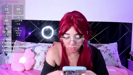 EmilyyGomez stripchat stream image