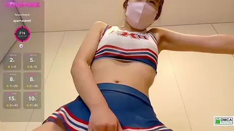 SUZU_ stripchat stream image