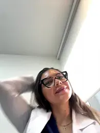 alicee16 stripchat stream image