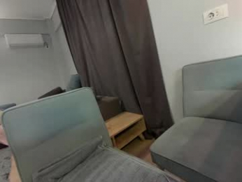 ehotlovea chaturbate stream image