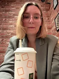 The_Snowwhitee stripchat stream image