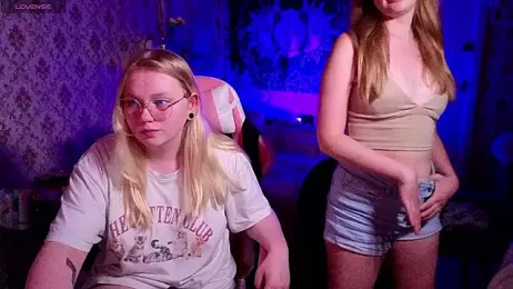 Radiants_two stripchat stream image