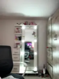 Emmily_19 stripchat stream image