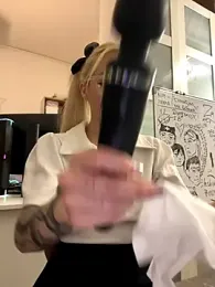 babydolll stripchat stream image