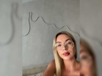 Mila-m bongacams stream image