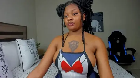 Renee-18 stripchat stream image