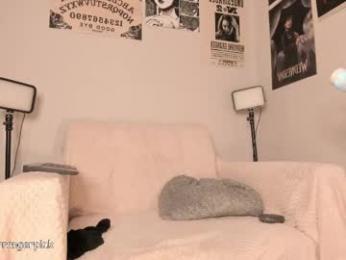 power_ranger_pink chaturbate stream image