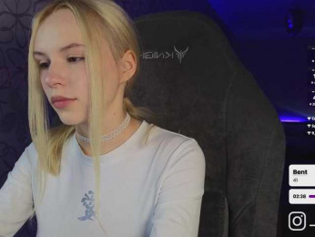 fymryn bongacams stream image