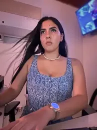 Sofia_Collins- stripchat stream image