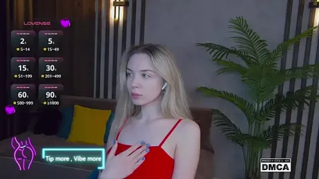 Holl1Would stripchat stream image