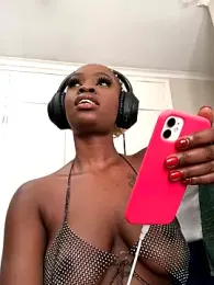 LuciousLips96 stripchat stream image, 20.07.2025 08:30