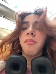 Lily__Belle stripchat stream image