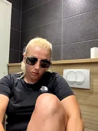 Strongqueen stripchat stream image