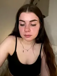 EllyNora stripchat stream image