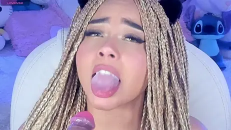 conny__curly stripchat stream image