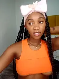 Hannah_107 stripchat stream image