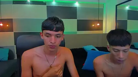 Juan_Nd_Steven stripchat stream image