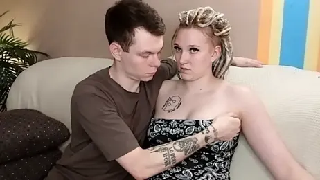 julielourens stripchat stream image