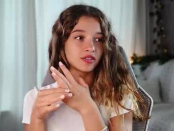 little_poetry chaturbate stream image, 23.07.2025 14:40