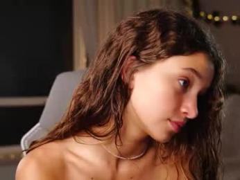 little_poetry chaturbate stream image, 23.07.2025 14:40