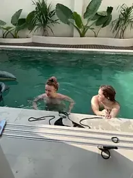 Nura_n_Sarah stripchat stream image