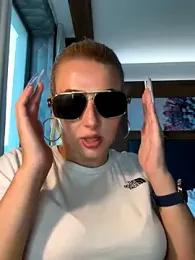 Strongqueen stripchat stream image