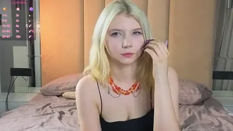 DaisyElmers stripchat stream image