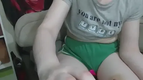 AverageRose stripchat stream image