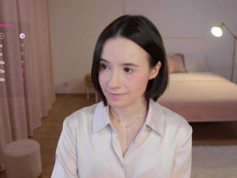 MissEssie bongacams stream image