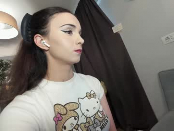 ehotlovea chaturbate stream image