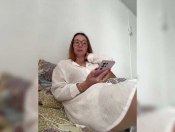 Pink-Lips bongacams stream image