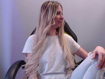 blondalina bongacams stream image