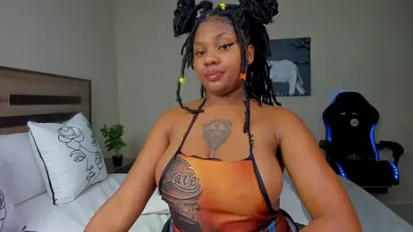 Renee-18 stripchat stream image