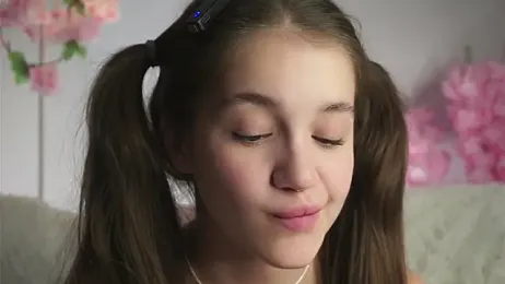 AmiLewis stripchat stream image