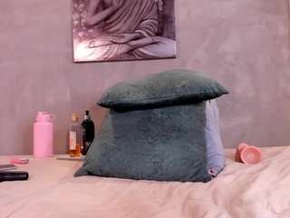 kate-winsley camsoda stream image