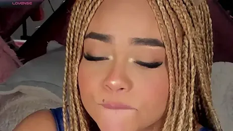 conny__curly stripchat stream image