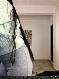 aly_golden_ stripchat stream image