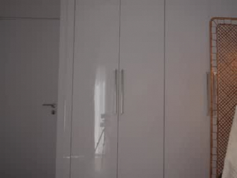 kriss0leoo chaturbate stream image