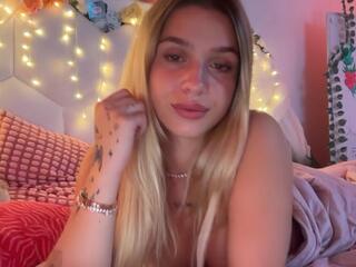 Maci Reynolds flirt4free stream image