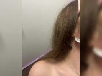 YourLadyyy bongacams stream image