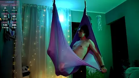 Claudia_and_elon_ stripchat stream image