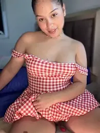 Shara_dreams stripchat stream image