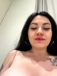 Wet__Bunny stripchat stream image