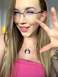 Cute-Alice stripchat stream image