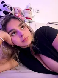 oriana_zoeee stripchat stream image