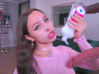 Karol-lovely bongacams stream image