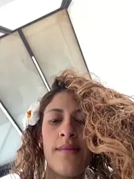 alana15 stripchat stream image