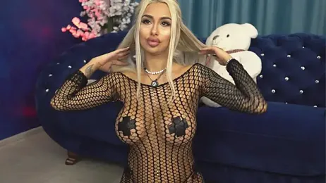 GoldenAmber stripchat stream image