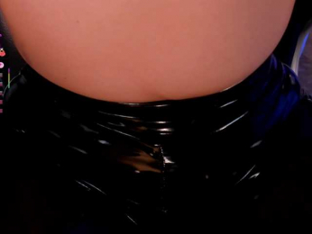 MadelineFox bongacams stream image