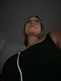 ValeryGrey stripchat stream image